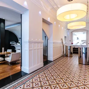 Hotel Le Grand Balcon Toulouse